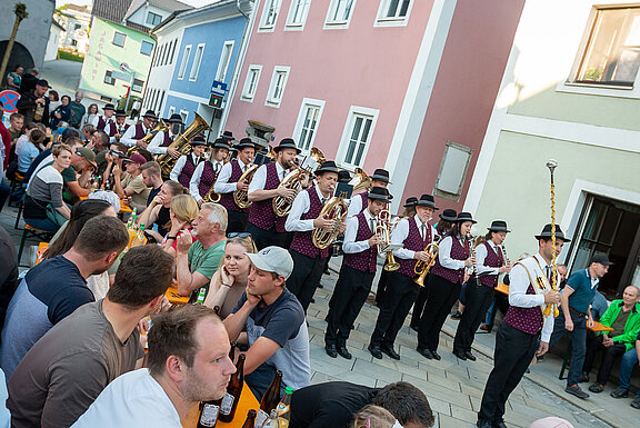 Maibaum_02_250430.jpg  